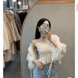 프릴 탑 블라웃