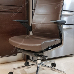 (A급) 시디즈 퍼시스 T80 HLDAS 풀옵션 천연가죽 의자