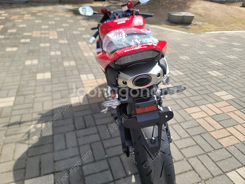 2025년 CBR600RR 신차 무주행 순정 서울 팝니...--4