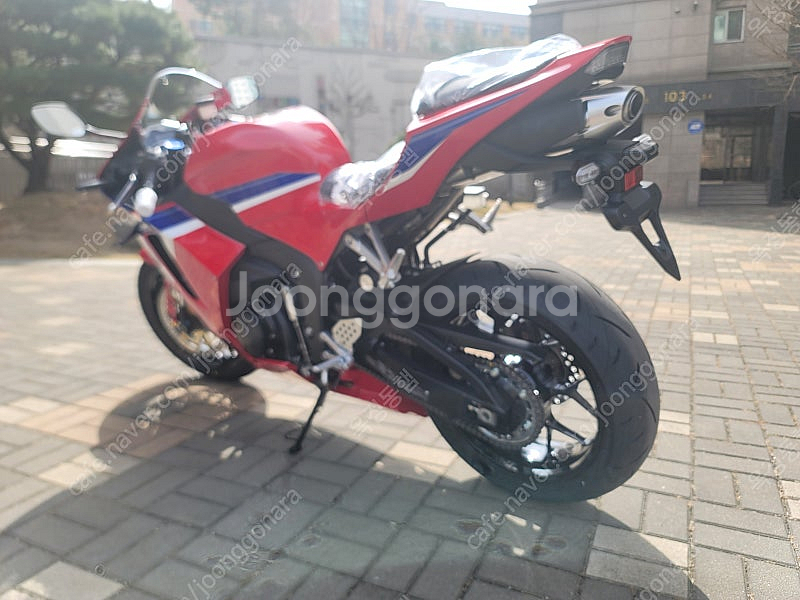 2025년 CBR600RR 신차 무주행 순정 서울 팝니...--5