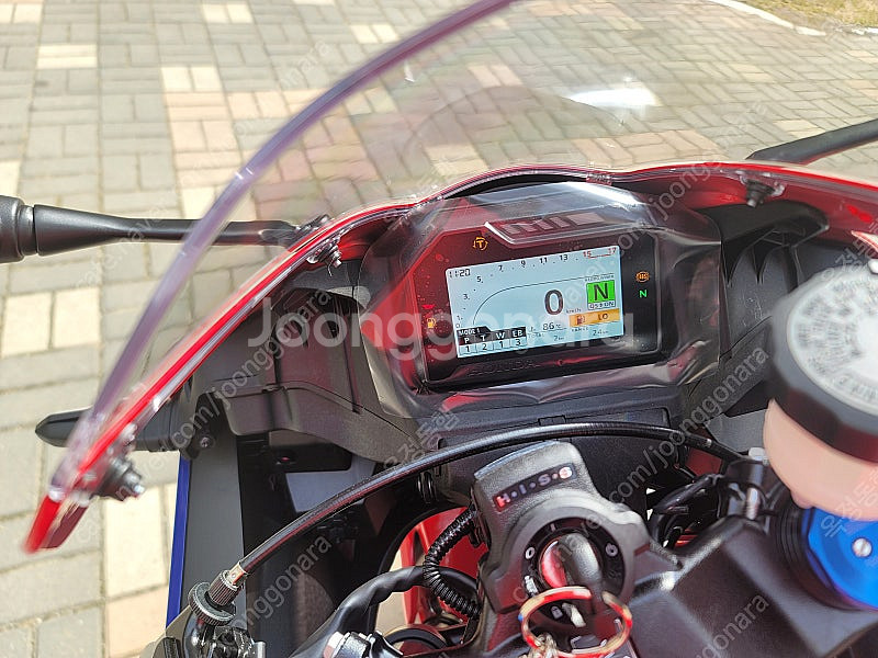 2025년 CBR600RR 신차 무주행 순정 서울 팝니...--6