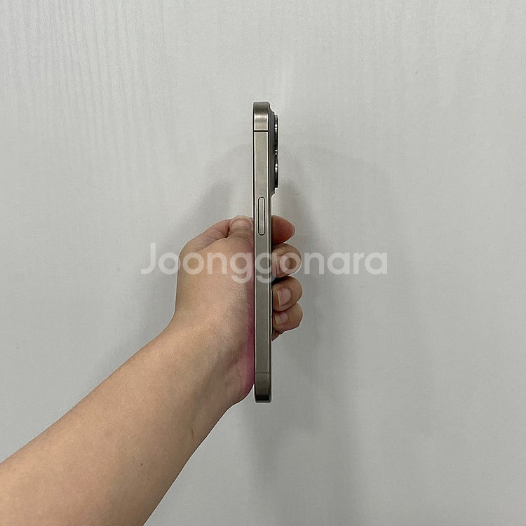 82121 아이폰15프로 내추럴티타늄 256GB A급 ...--5