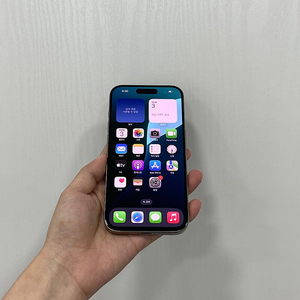 82121 아이폰15프로 내추럴티타늄 256GB A급 부산 중고폰 팝니다 99만원