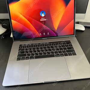 맥북프로 2017 15인치 i7 16GB 256GB 라데온 555 스페이스그레이