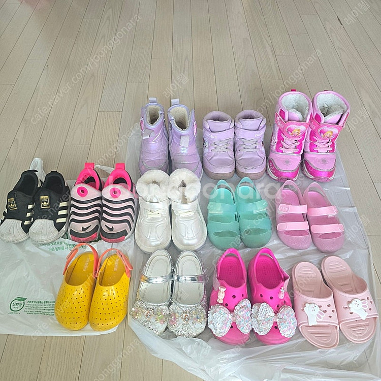 여아신발 일괄 12족 미니멜리사 크록스 이르고 나이키--0