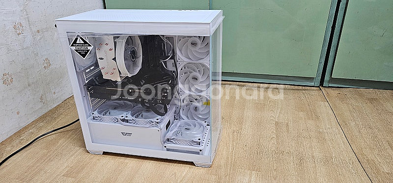 인텔 i5-9400F / DDR4 32GB / RTX2...--3