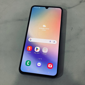 갤럭시 S10 화이트 128기가 매우깔끔한기기 10만원 판매합니다!