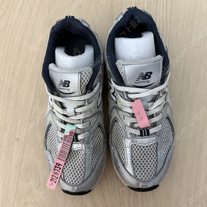 뉴발란스키즈 530
