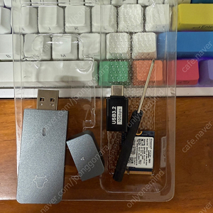 nvme ssd 2230 인클로저,usb a 등 3종 개별 판매중.