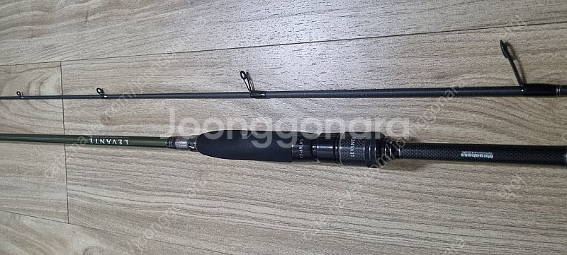 메가배스뉴레반떼 F2 69LVS 2P--2