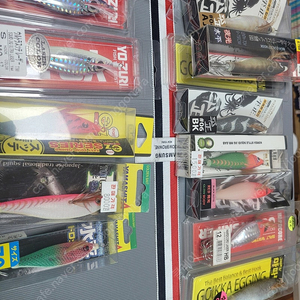 에기, 웜, 봉돌, 전동릴 팝니다