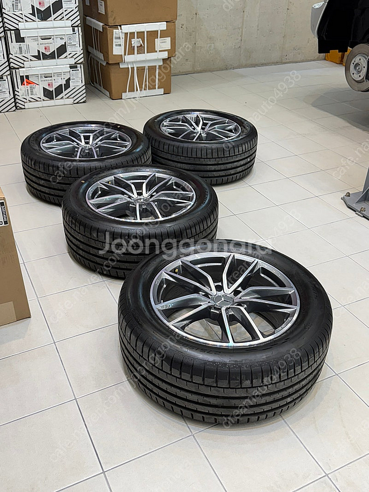 2025년형 G바겐 G450d 20인치 휠 타이어 신상...--4