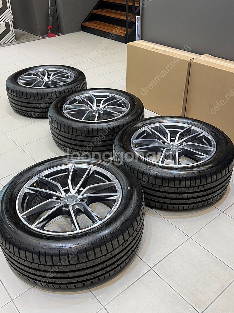 2025년형 G바겐 G450d 20인치 휠 타이어 신상...--5