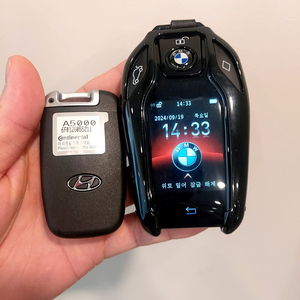 현대 i30 12년식에 BMW 디스플레이키라니요?! 직접 개조하고 메탈 보호케이스까지!