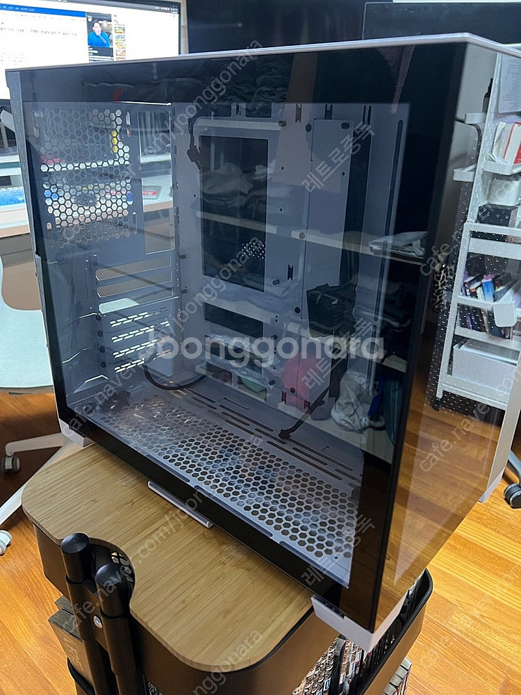 리안리 PC-O11D 미니 화이트 팝니다.--4