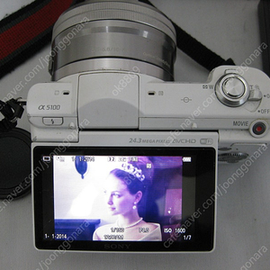 SONY @5100 렌즈 16 -50 OSS SD16GB 신형 25 만원 서울