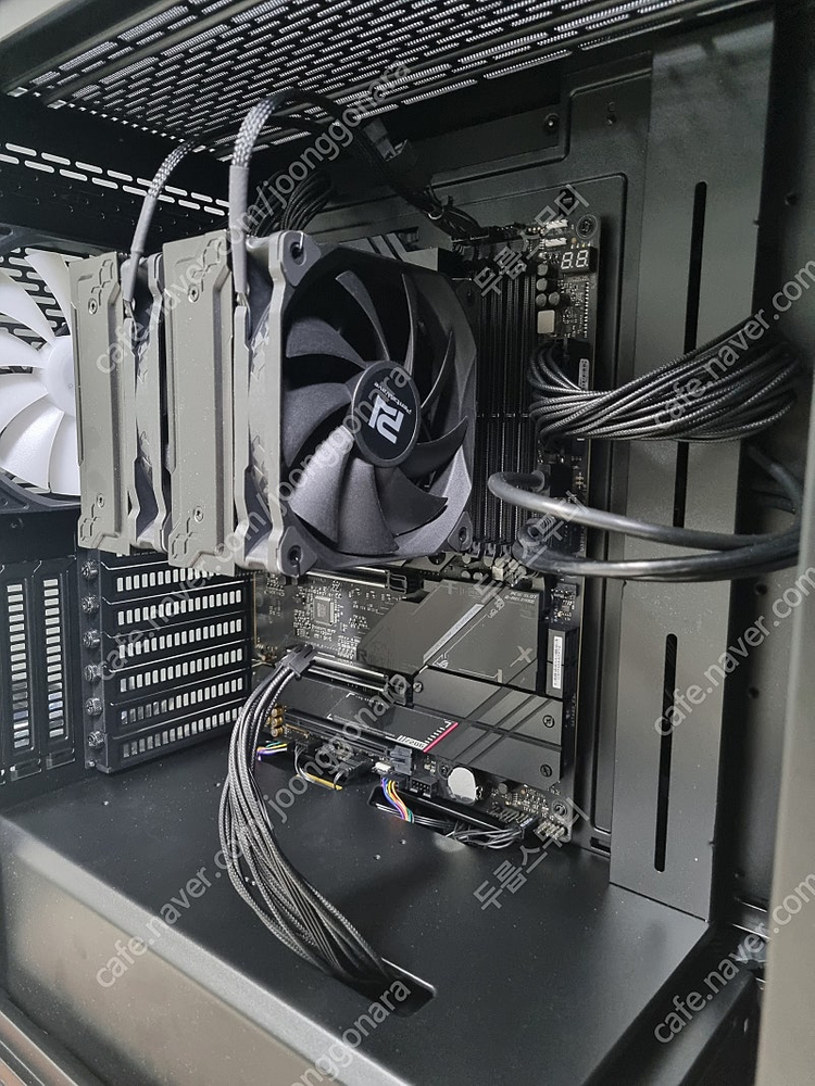 라이젠 7950X 반본체 팝니다. (가격인하/가격협의가능)--4