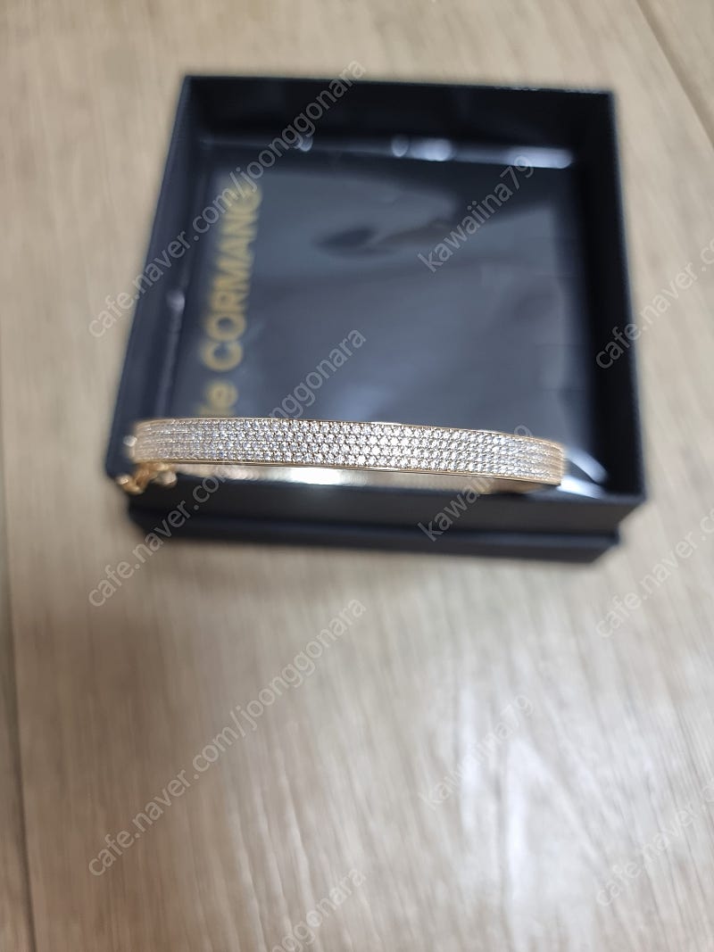 르꼬르망 파베브레이슬릿
