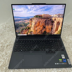 레노버 Legion Pro 5 16IRX8 게임용 노트북 풀박스