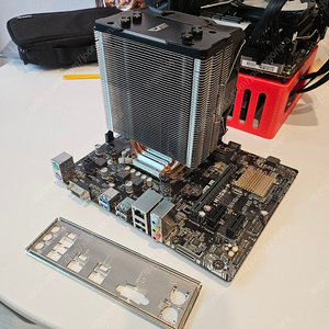i7 7700, H110M-F 보드, 다크플래쉬 RGB 싱글타워 쿨러 팝니다~