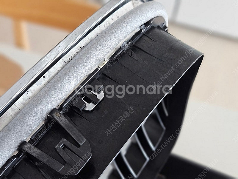 BMW f10 5시리즈 그릴 2개 판매합니다.--7