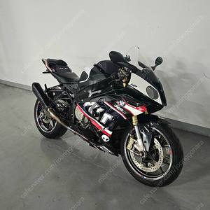 풀배기 A급 BMW S1000RR 판매합니다.
