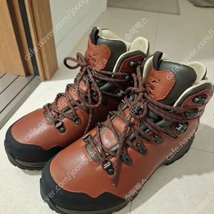 코오롱 최고급 등산화 1708 중등산화 팝니다