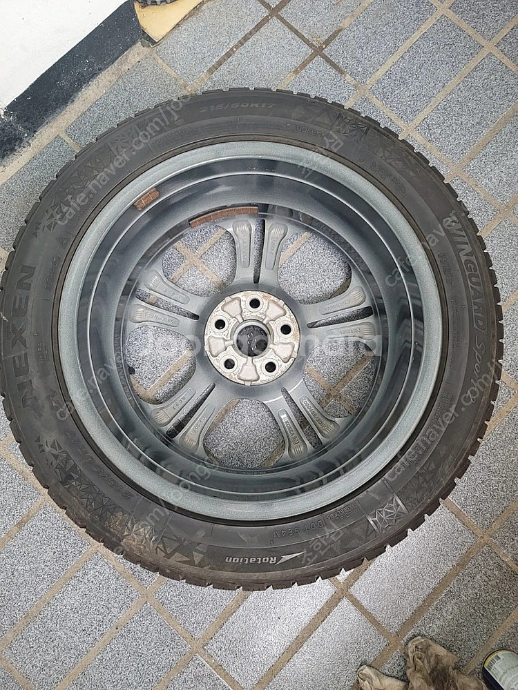 쉐보레 볼트EV 17인치 휠과 원터타이어.--5