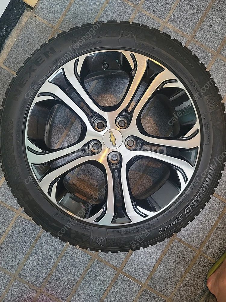 쉐보레 볼트EV 17인치 휠과 원터타이어.--6
