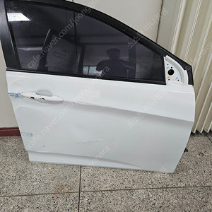 엑센트vvt 조수석 문짝판매 (흰색)