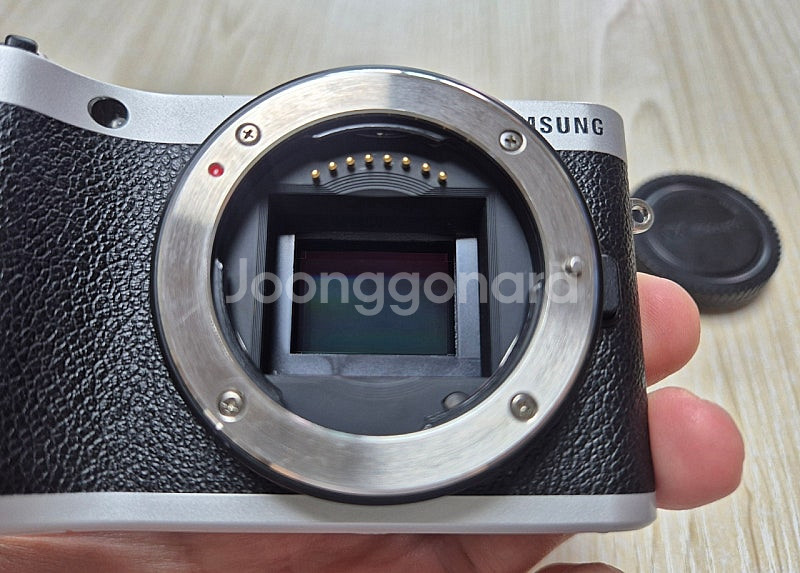 삼성 NX300m--1
