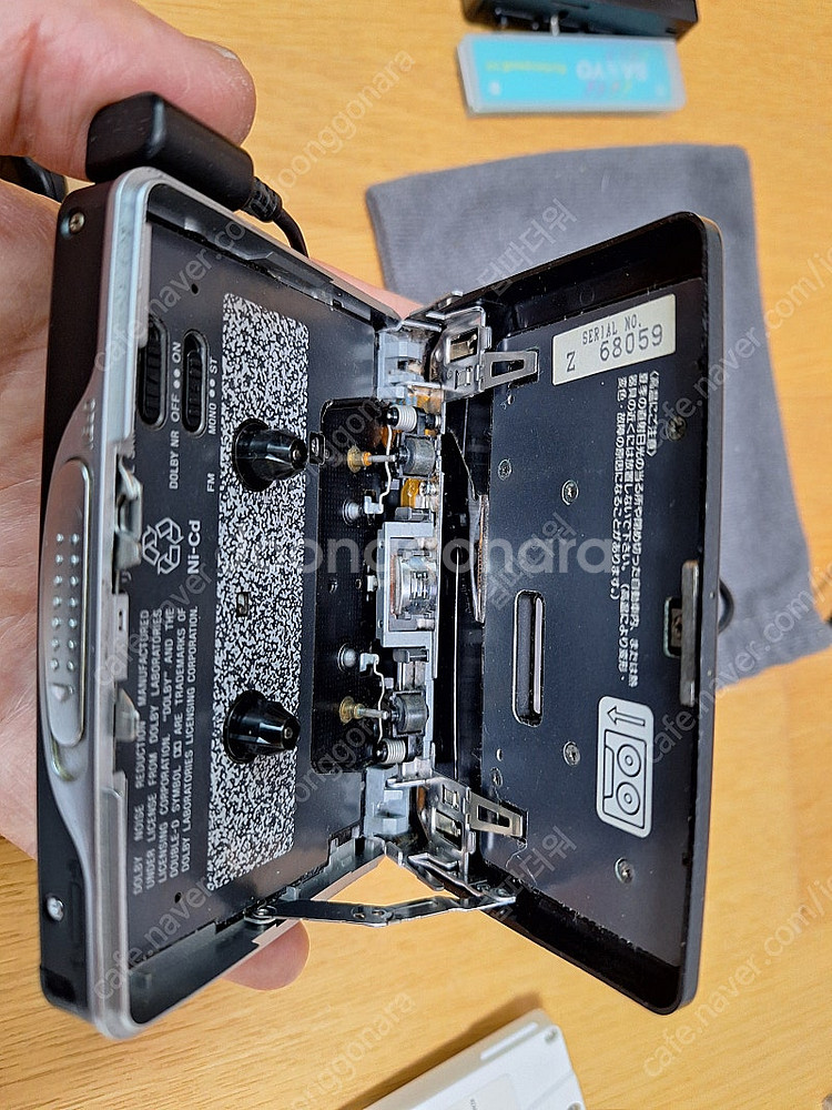 소니 워크맨 카세트플레이어 WM-FX811 블랙 판매--4