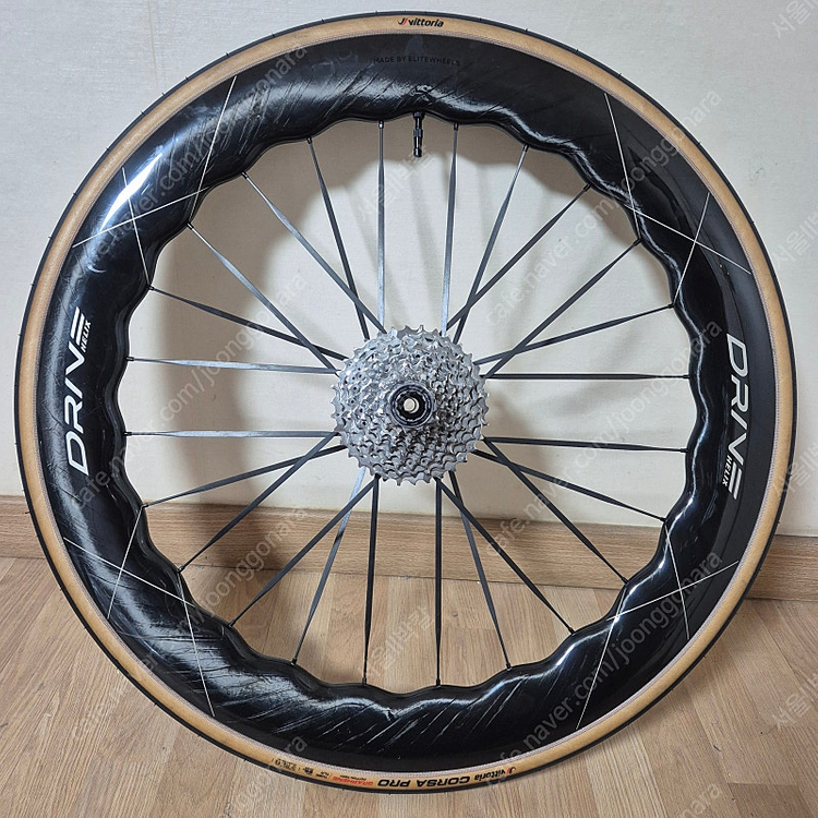엘리트 드라이브 힐릭스 68D 카본휠셋, 골드데칼, 시마노 바디 판매--1