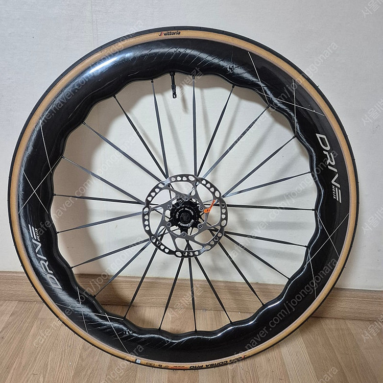 엘리트 드라이브 힐릭스 68D 카본휠셋, 골드데칼, 시마노 바디 판매--5