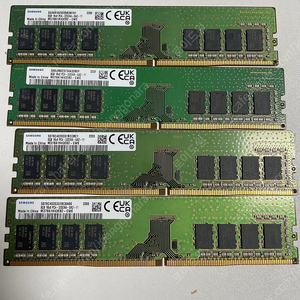 삼성 DDR4-3200 8GBx4(32GB)