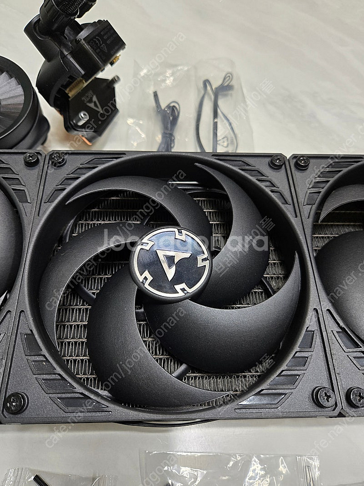 ARCTIC Liquid Freezer III 420 ...--1