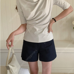 에밀 드레이프 탑 그레이 색상 L사이즈 EMILE COTNA DRAPE TOP PALE GRAY