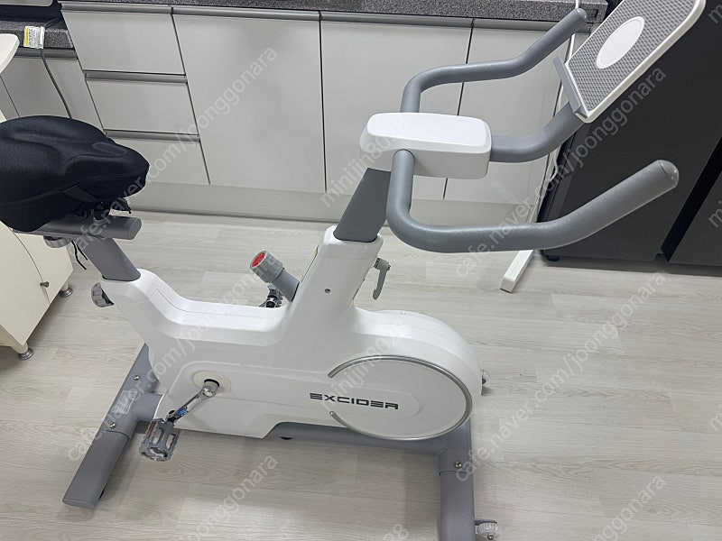 엑사이더 리얼 스피닝 실내 자전거( ES370 )판매합니다 이미지