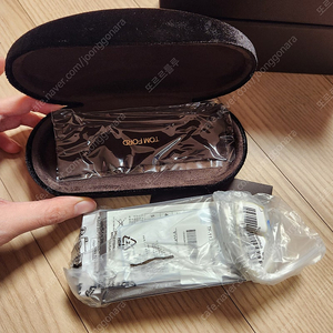 TOM FORD 탐포드 썬글라스 TF1172 새상품 미개봉 팝니다