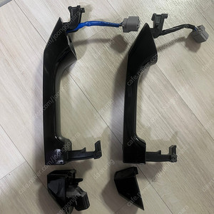 캐스퍼 일렉트릭 도어 핸들 어비스블랙펄