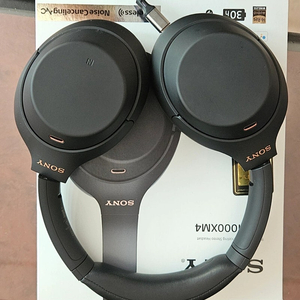소니 WH-1000XM4 블랙 헤드폰