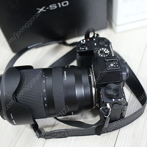 ​후지 35mm F1.4 R ,18mm F2.0,16mm F2.8 R WR,23mm F2.8 ,35mm F2 WR , 60mm F2.4 R MACRO ,XF10-24 , 빌트룩스