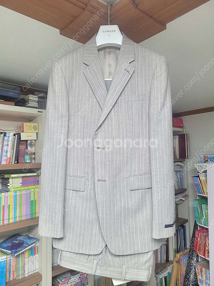 코모도 라이트그레이스트라이프 정장 상의105하의86 새...--0