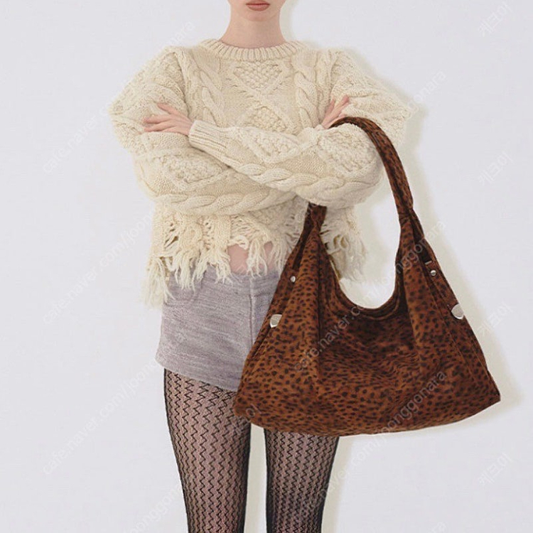 샌드뮤지엄 cactus hobo bag 레오파드 탠 새상품 숄더백 호보백 디자이너가방브랜드 이미지
