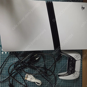 S급 플스5 프로 PS5 PRO 디지털 노박스 팝니다.