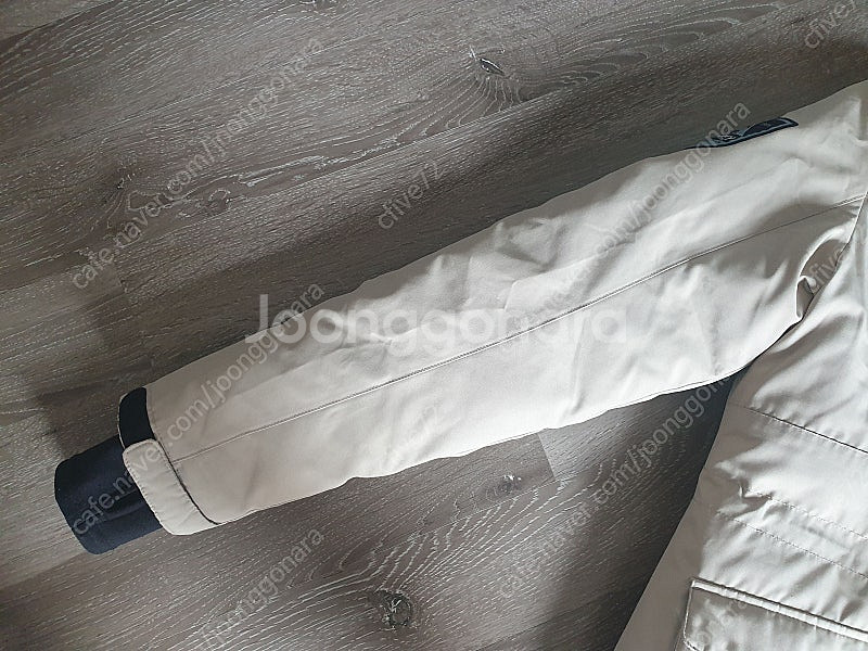 가격다운.........디스커버리 여성 구스패딩90--4