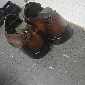 벨루티 엔디로퍼