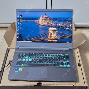 게이밍노트북 MSI 씬 B12UCX-i5