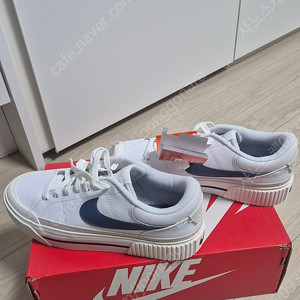 NIKE COURT LEGACY LIFT 255미리