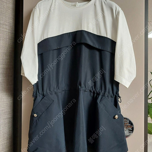MINE마인 배색 티블라우스